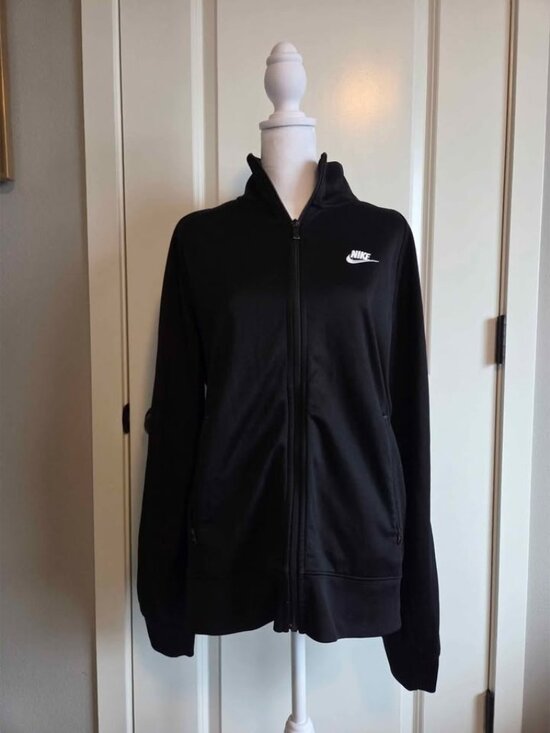 Nike track jacket medium - Picture 1 of 10